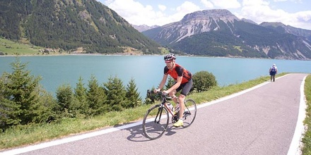 Bike World a Sports Category Flat Bootstrap Responsive Web Template