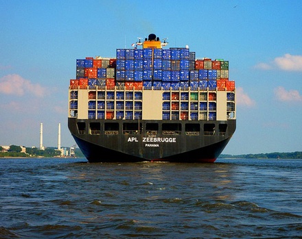 Containers an Industrial Category Bootstrap Responsive Web Template
