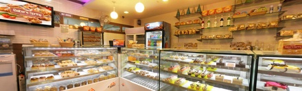 Sweet Cakes a Food Category Flat Bootstrap Responsive web template