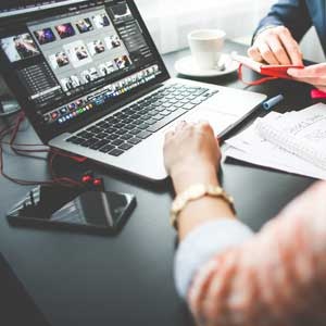 Hitech Info a Corporate Category Flat Bootstrap Responsive Web Template